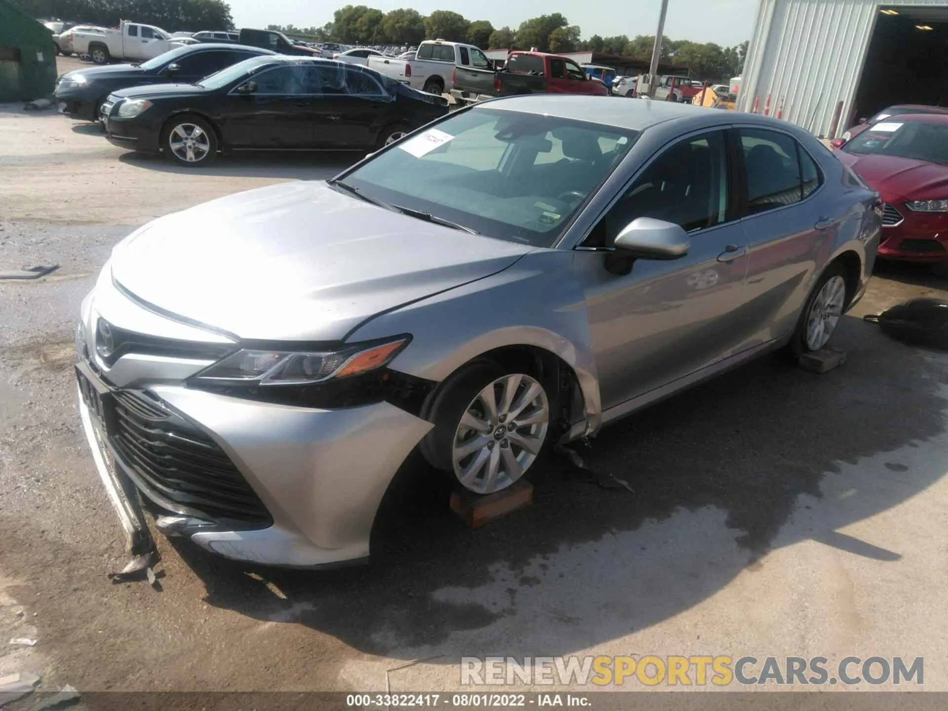2 fotografías del automóvil dañado 4T1B11HK5KU190080 TOYOTA CAMRY 2019