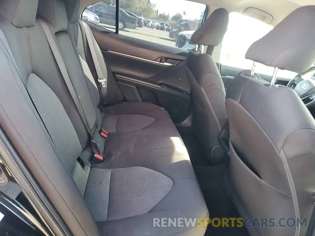 11 fotografías del automóvil dañado 4T1B11HK5KU204138 TOYOTA CAMRY 2019