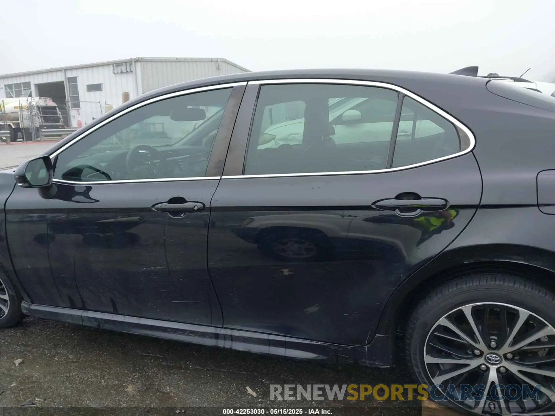 14 fotografías del automóvil dañado 4T1B11HK5KU212868 TOYOTA CAMRY 2019