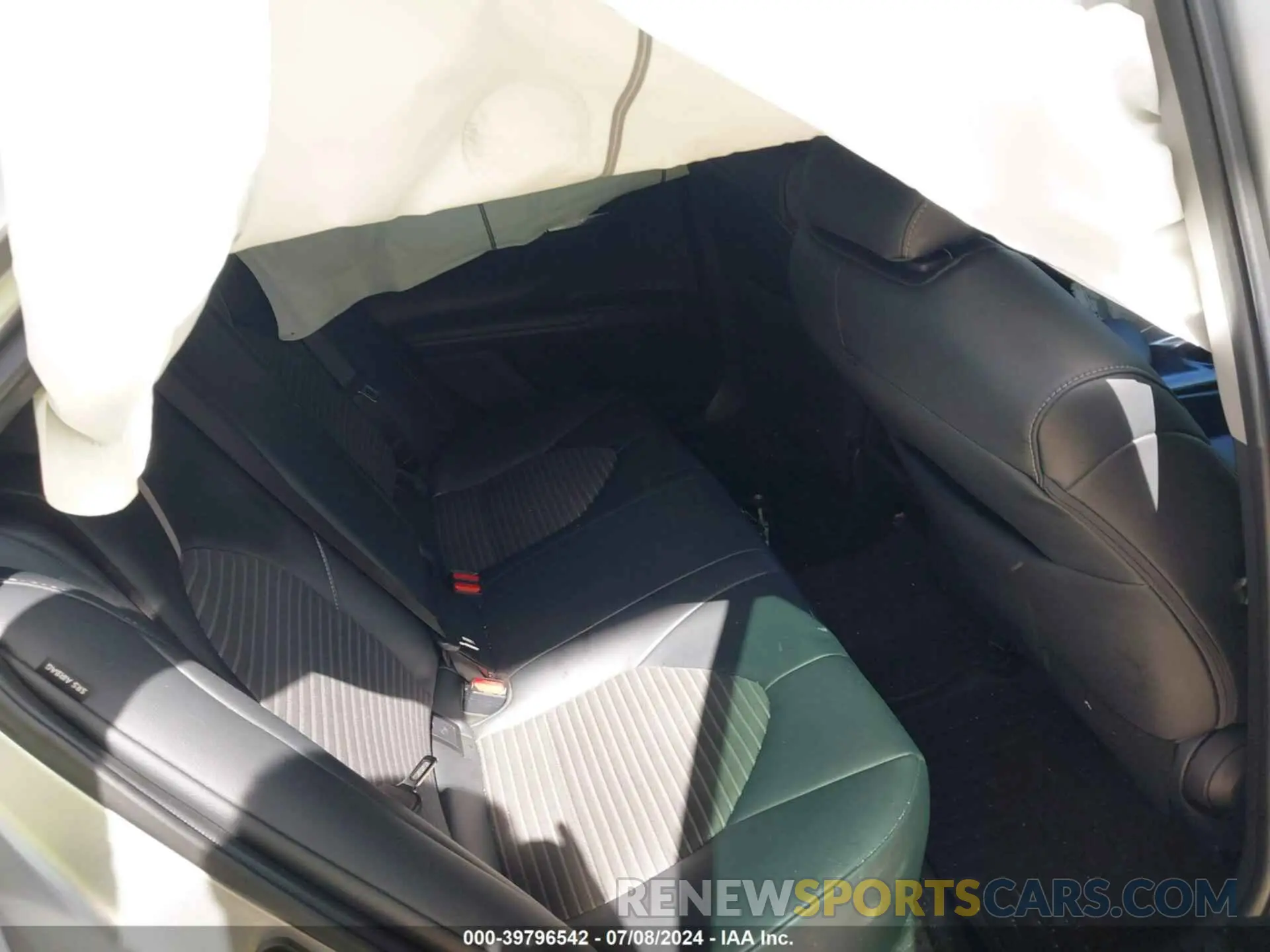 8 fotografías del automóvil dañado 4T1B11HK5KU214345 TOYOTA CAMRY 2019