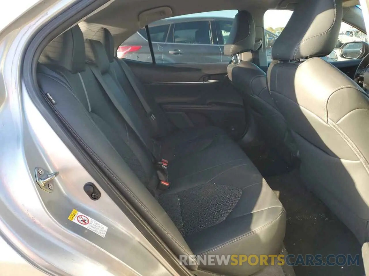 10 fotografías del automóvil dañado 4T1B11HK5KU223482 TOYOTA CAMRY 2019