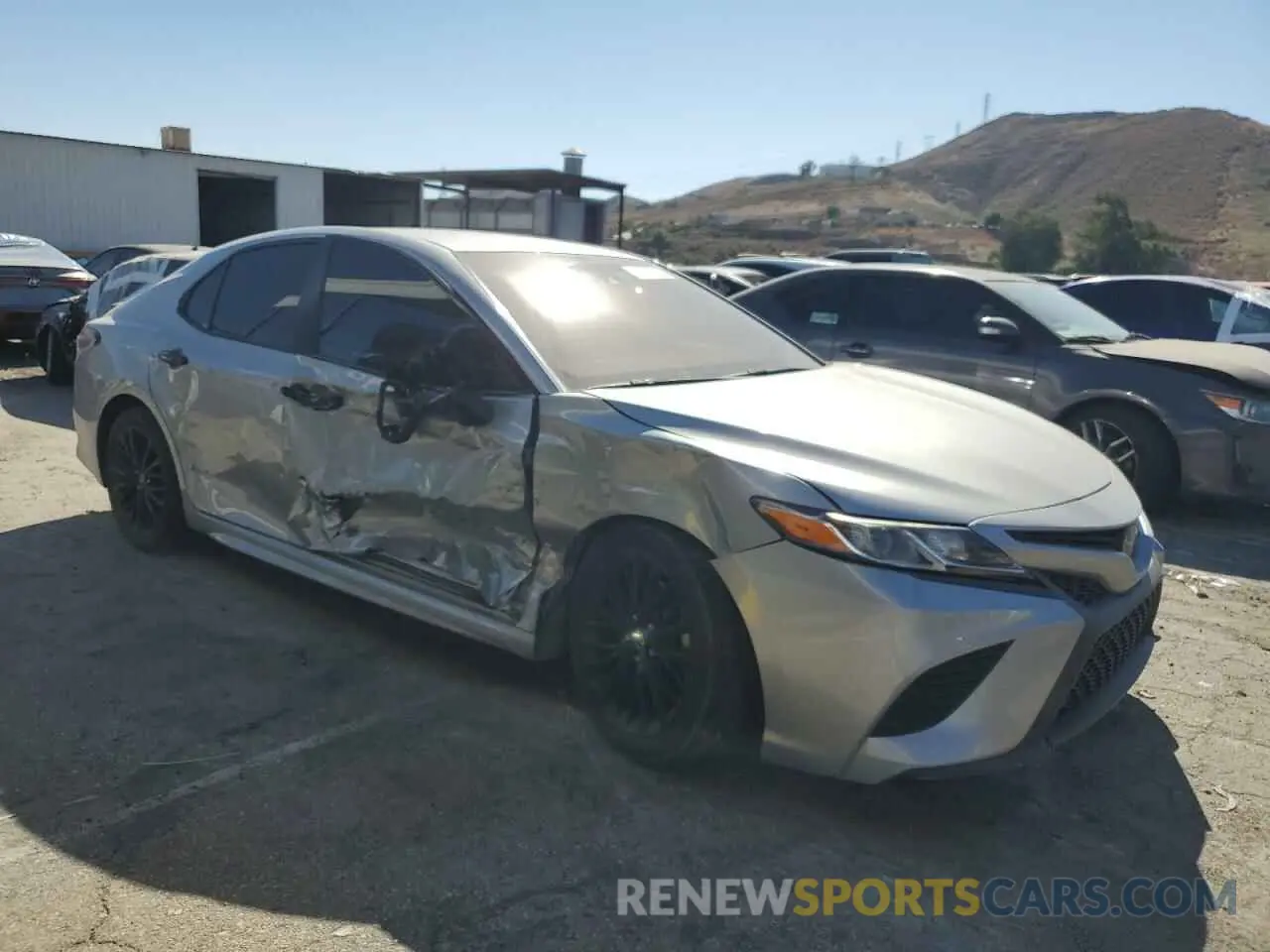4 fotografías del automóvil dañado 4T1B11HK5KU235650 TOYOTA CAMRY 2019