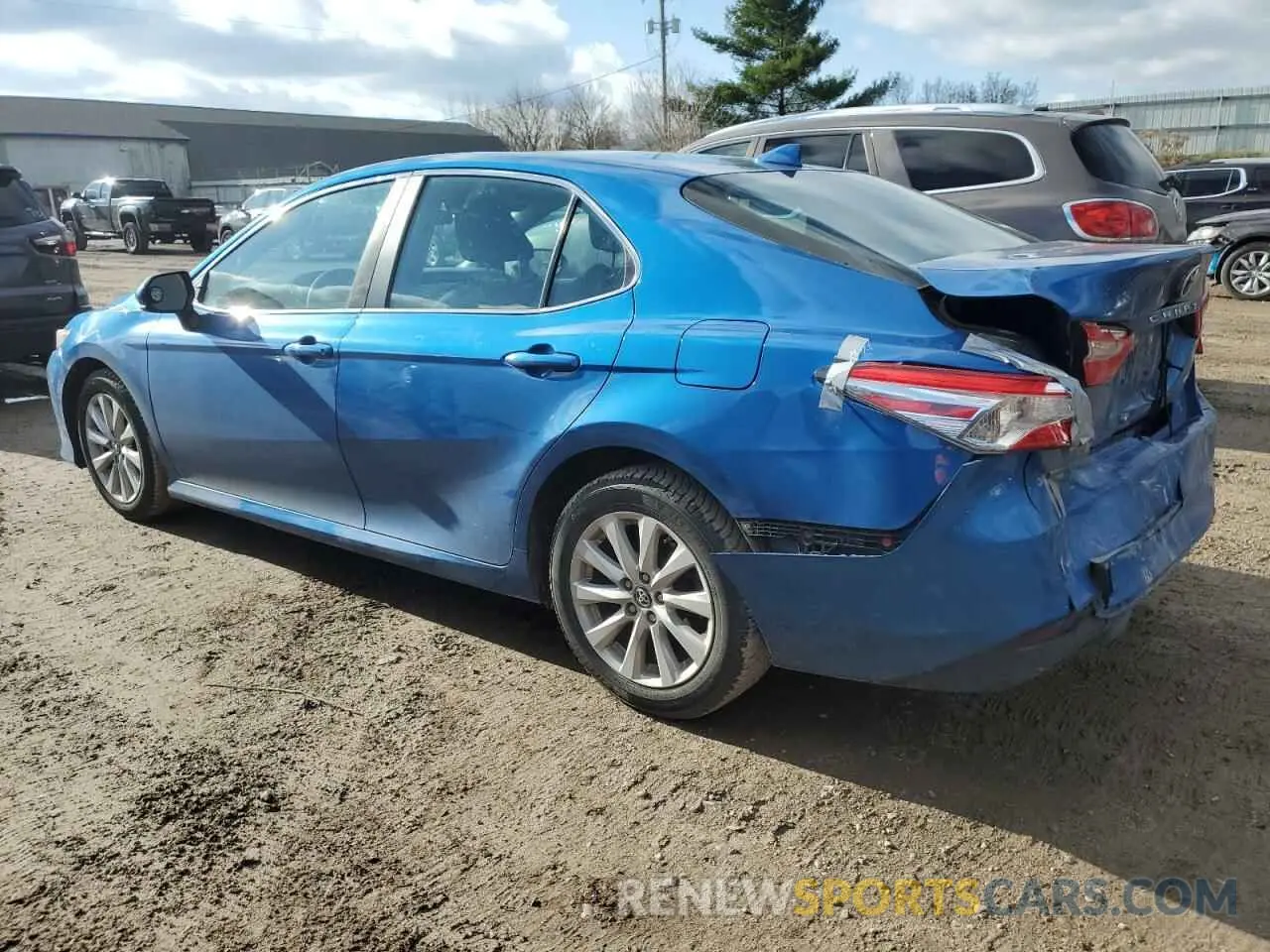 2 fotografías del automóvil dañado 4T1B11HK5KU236104 TOYOTA CAMRY 2019