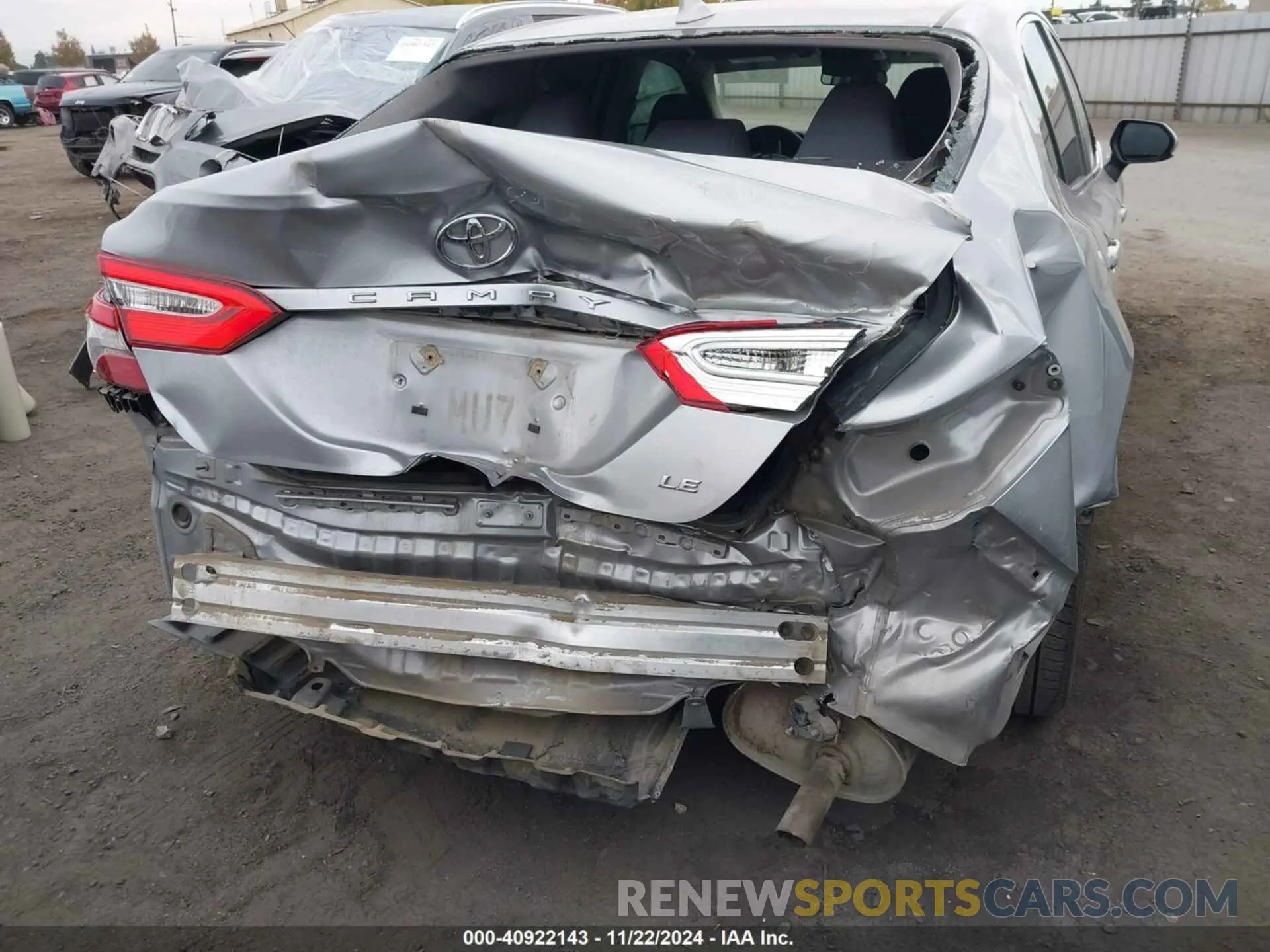 6 fotografías del automóvil dañado 4T1B11HK5KU241190 TOYOTA CAMRY 2019