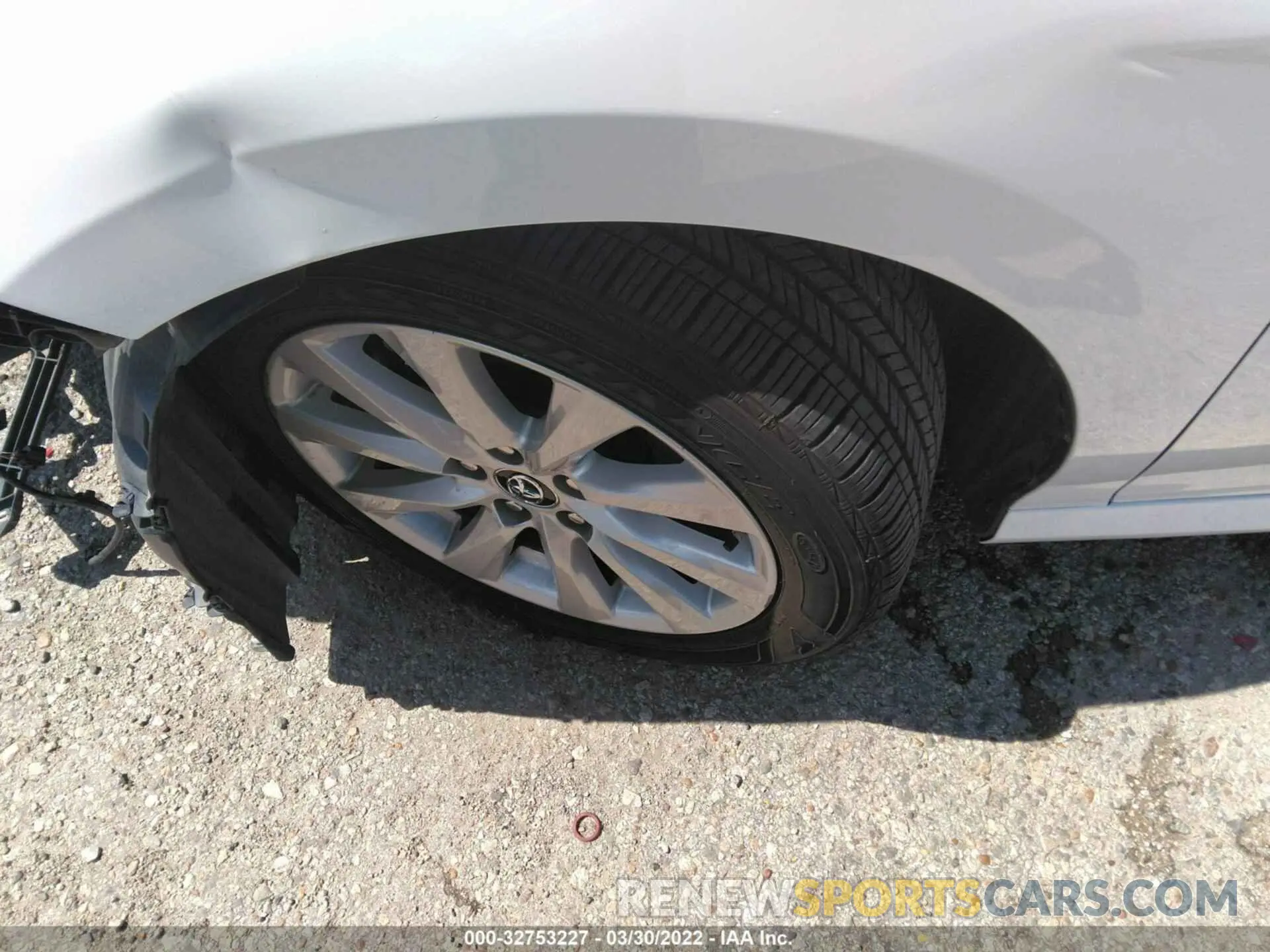 13 fotografías del automóvil dañado 4T1B11HK5KU241593 TOYOTA CAMRY 2019