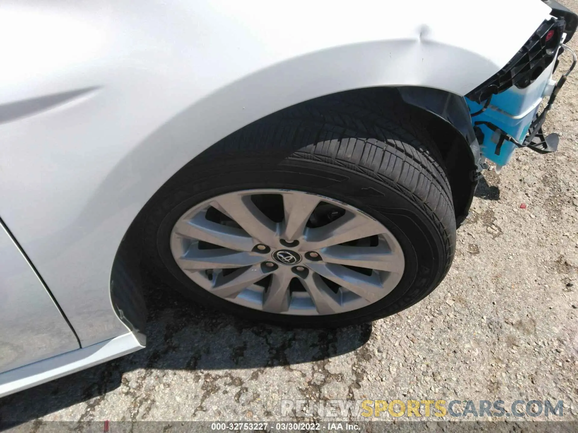15 fotografías del automóvil dañado 4T1B11HK5KU241593 TOYOTA CAMRY 2019