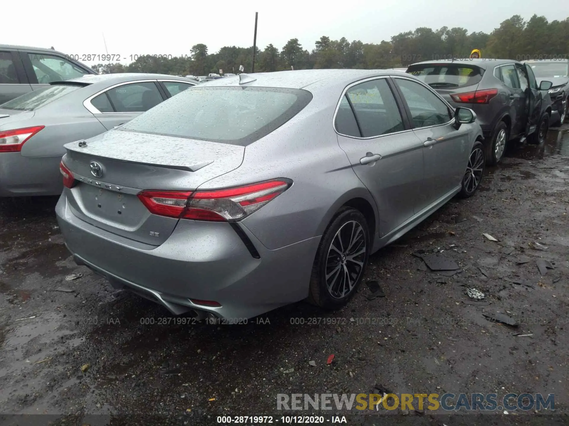 4 fotografías del automóvil dañado 4T1B11HK5KU255901 TOYOTA CAMRY 2019