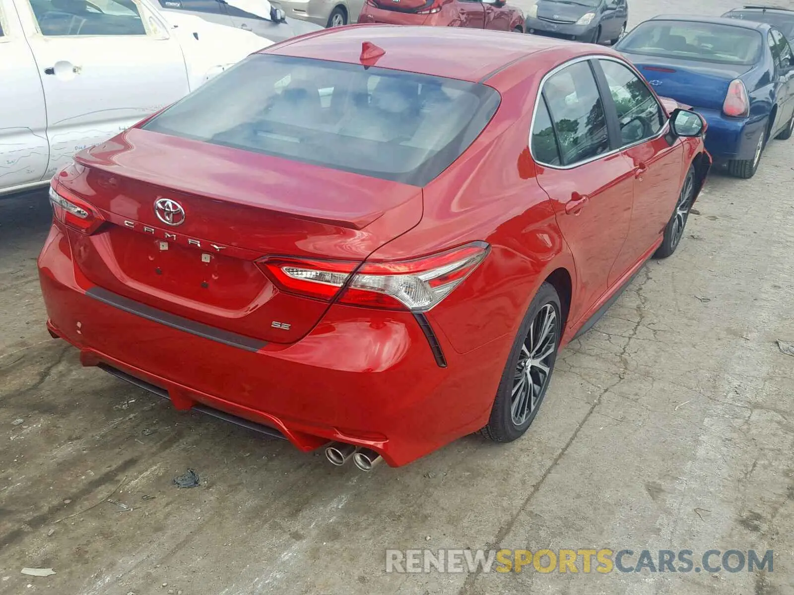 4 fotografías del automóvil dañado 4T1B11HK5KU256143 TOYOTA CAMRY 2019