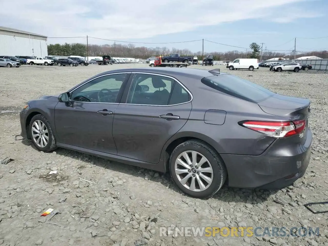 2 fotografías del automóvil dañado 4T1B11HK5KU257289 TOYOTA CAMRY 2019
