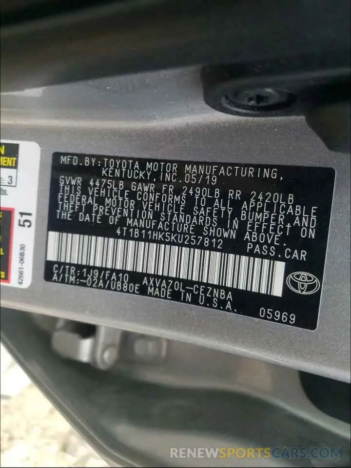10 fotografías del automóvil dañado 4T1B11HK5KU257812 TOYOTA CAMRY 2019