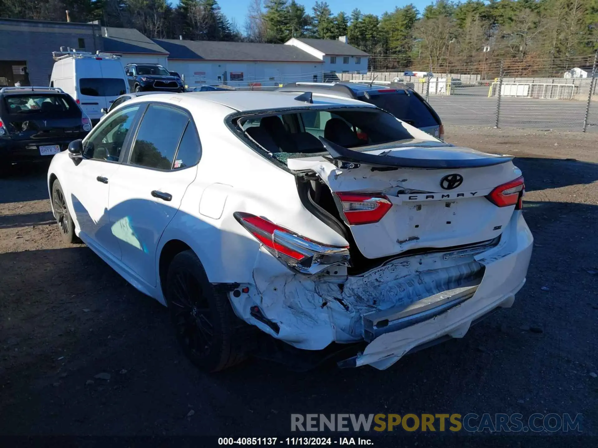 14 fotografías del automóvil dañado 4T1B11HK5KU273671 TOYOTA CAMRY 2019