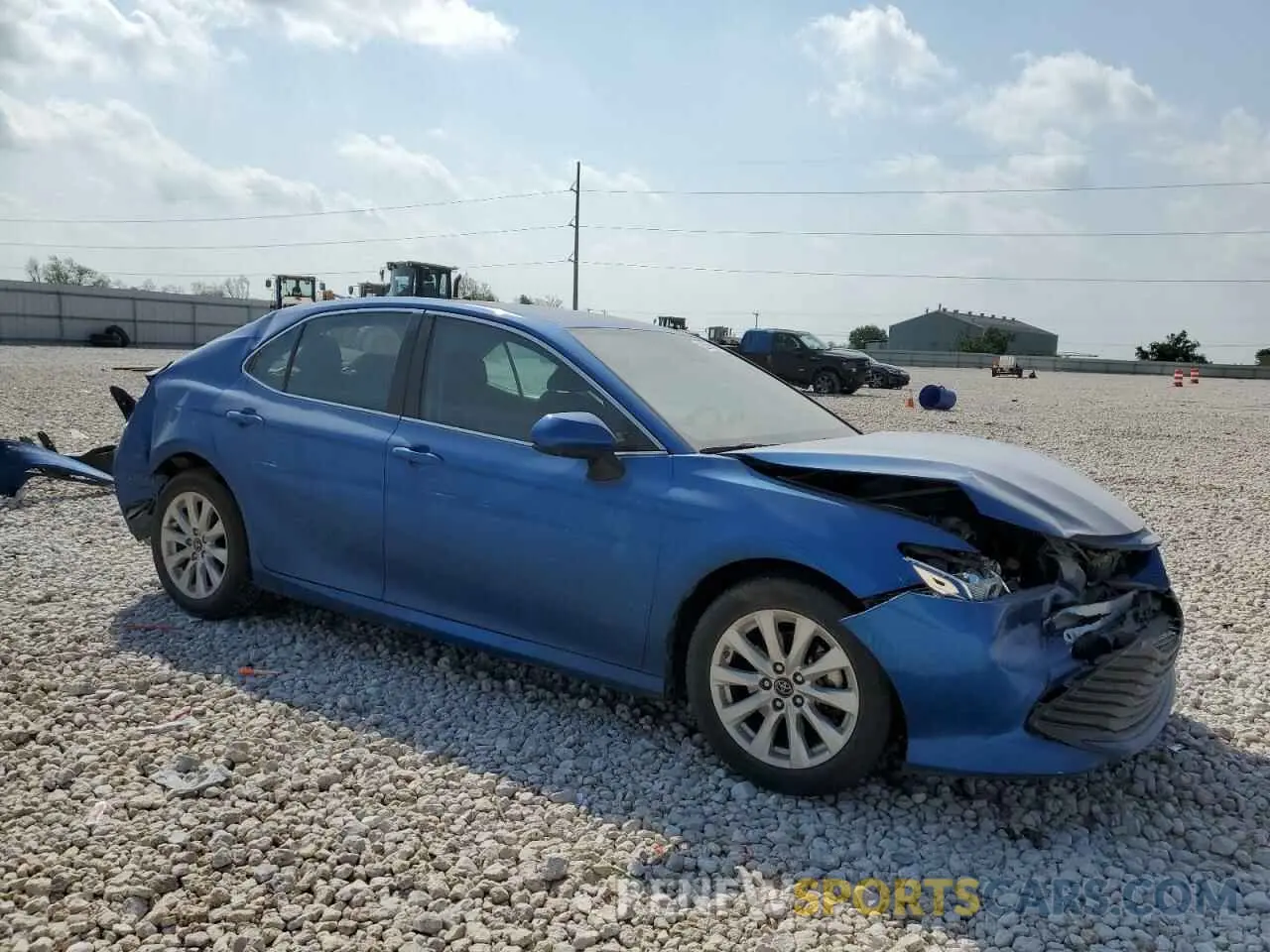 4 fotografías del automóvil dañado 4T1B11HK5KU288073 TOYOTA CAMRY 2019
