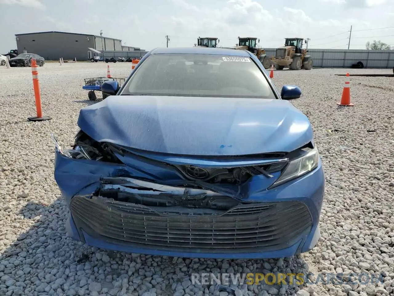 5 fotografías del automóvil dañado 4T1B11HK5KU288073 TOYOTA CAMRY 2019