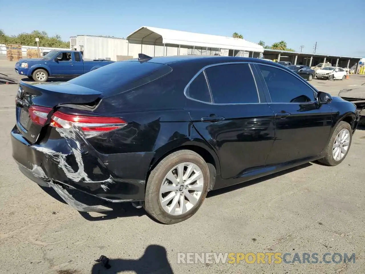 3 fotografías del automóvil dañado 4T1B11HK5KU289711 TOYOTA CAMRY 2019