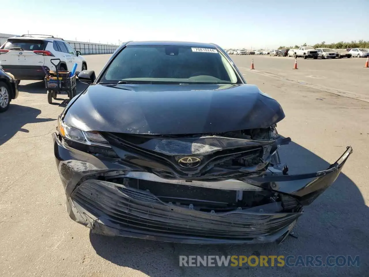 5 fotografías del automóvil dañado 4T1B11HK5KU289711 TOYOTA CAMRY 2019