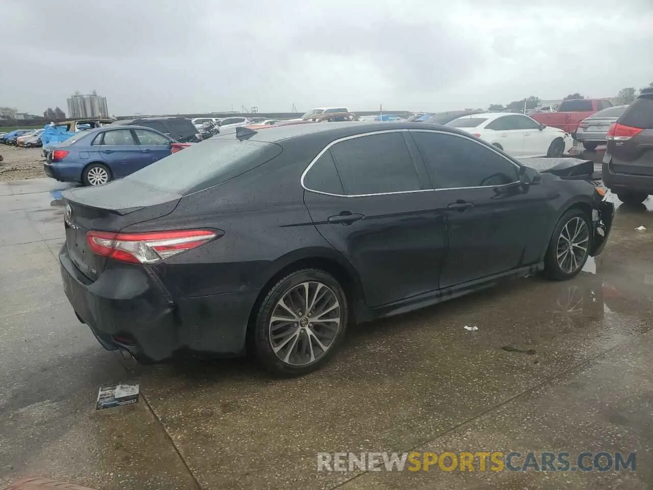 3 fotografías del automóvil dañado 4T1B11HK5KU295797 TOYOTA CAMRY 2019