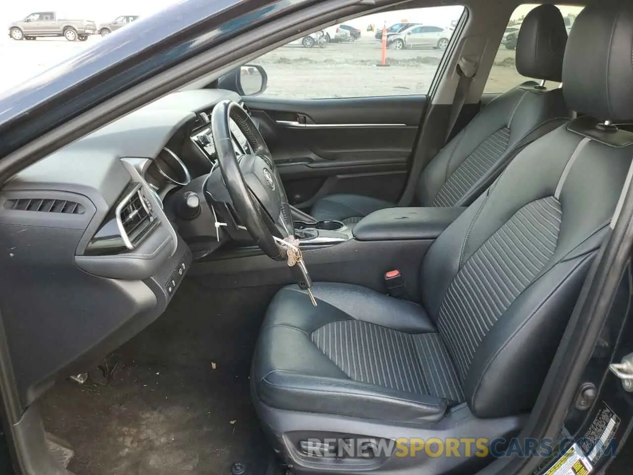 7 fotografías del automóvil dañado 4T1B11HK5KU297999 TOYOTA CAMRY 2019
