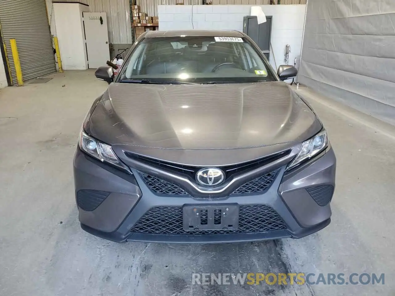 5 fotografías del automóvil dañado 4T1B11HK5KU685654 TOYOTA CAMRY 2019
