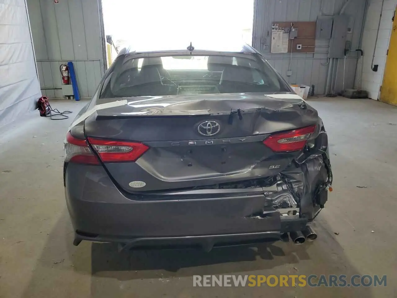 6 fotografías del automóvil dañado 4T1B11HK5KU685654 TOYOTA CAMRY 2019