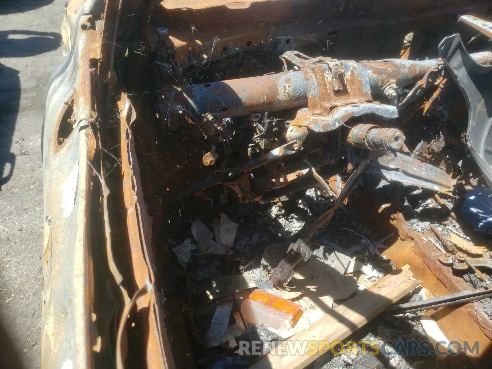 8 fotografías del automóvil dañado 4T1B11HK5KU688554 TOYOTA CAMRY 2019