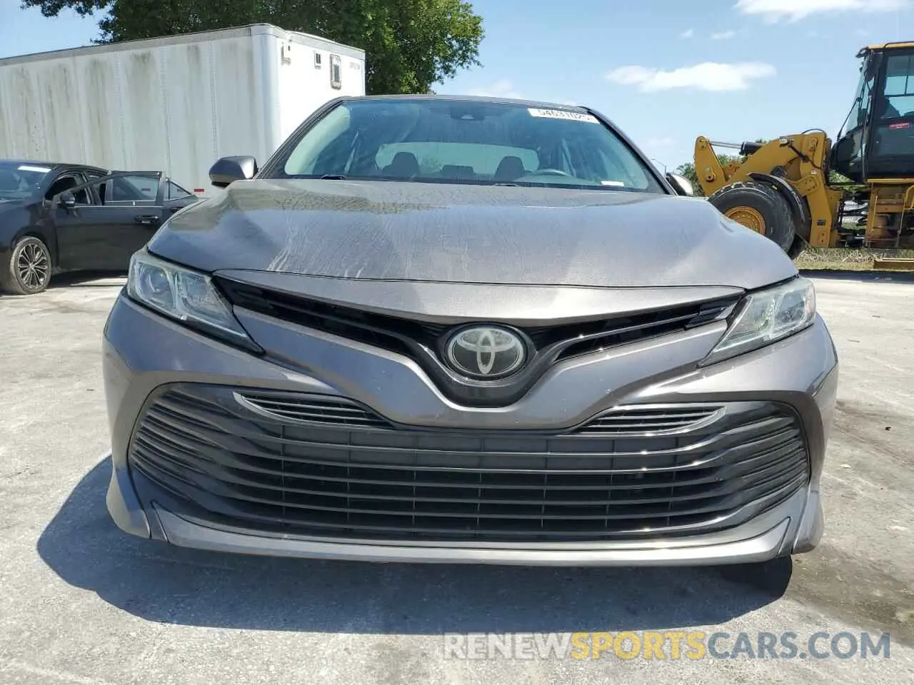 5 fotografías del automóvil dañado 4T1B11HK5KU688599 TOYOTA CAMRY 2019