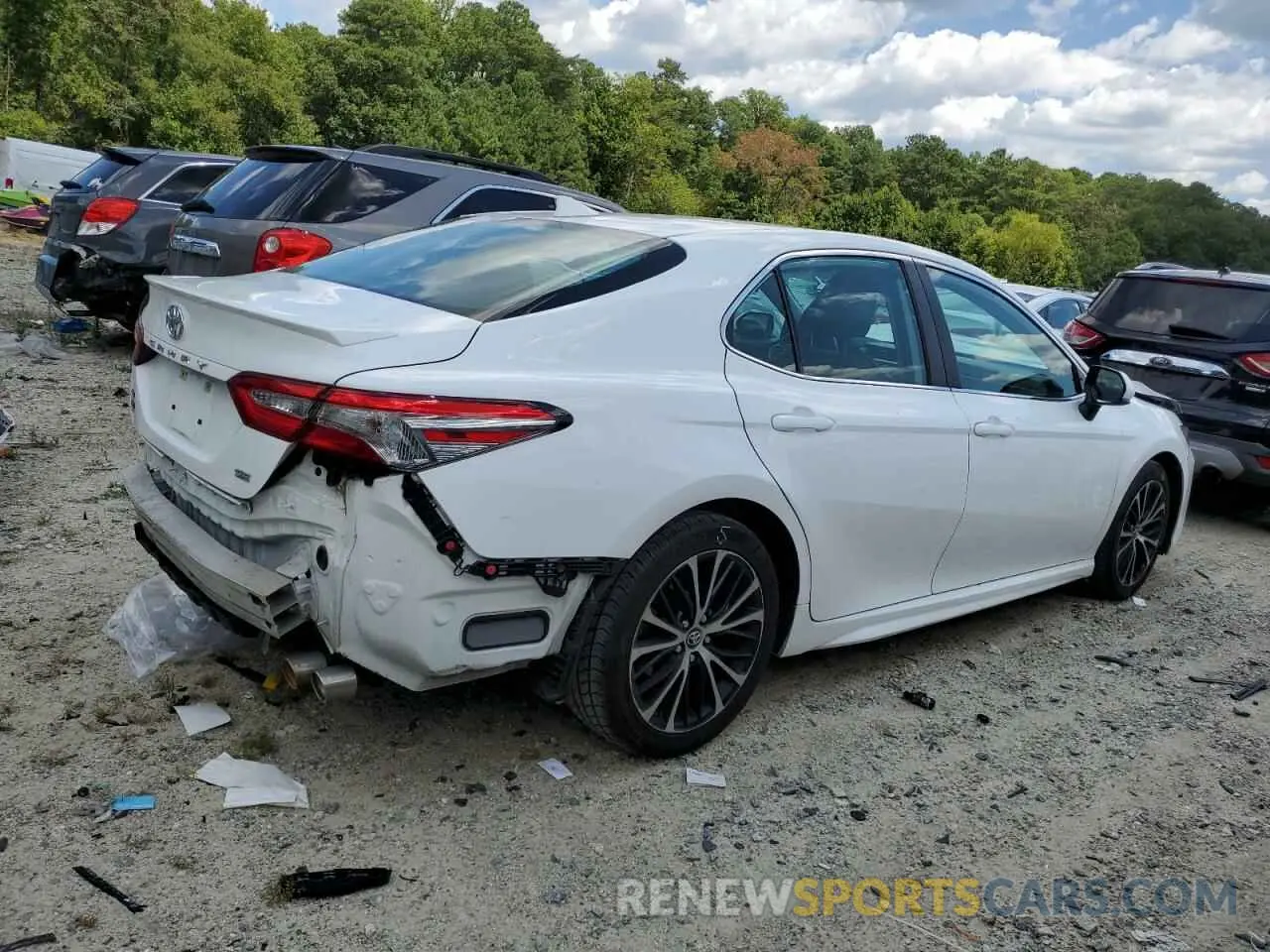 3 fotografías del automóvil dañado 4T1B11HK5KU690711 TOYOTA CAMRY 2019