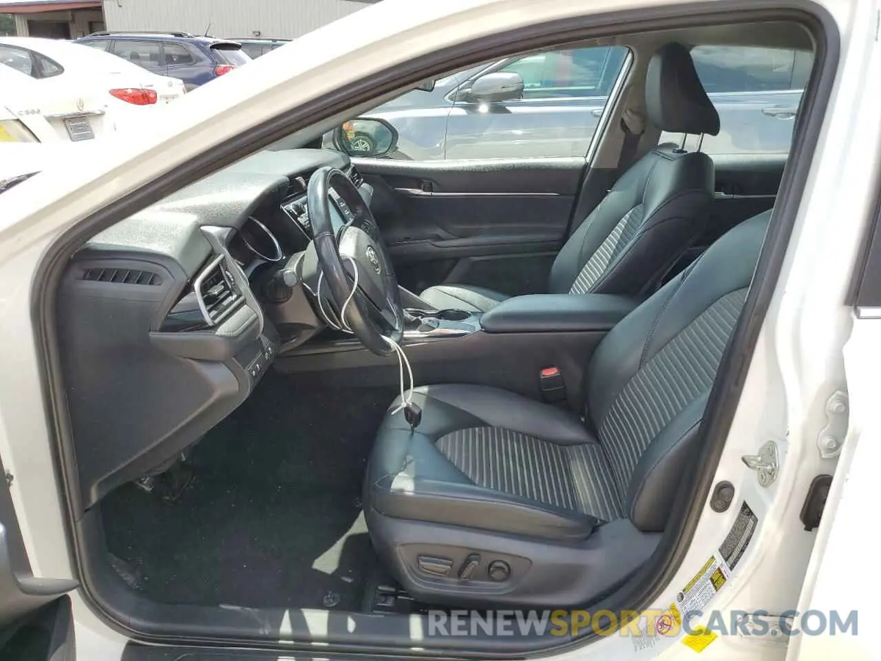 7 fotografías del automóvil dañado 4T1B11HK5KU690711 TOYOTA CAMRY 2019