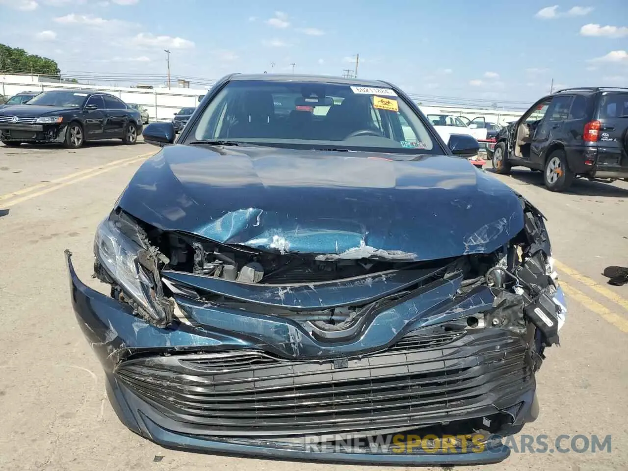 5 fotografías del automóvil dañado 4T1B11HK5KU695214 TOYOTA CAMRY 2019