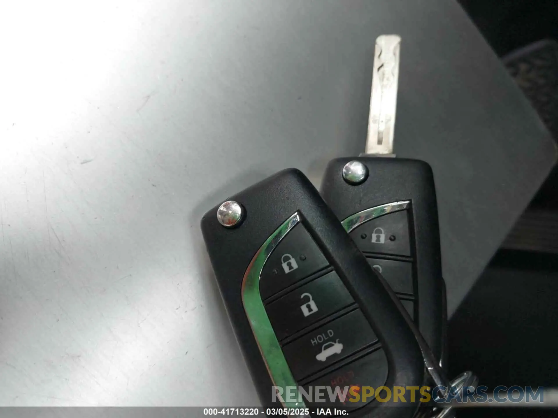 11 fotografías del automóvil dañado 4T1B11HK5KU703148 TOYOTA CAMRY 2019