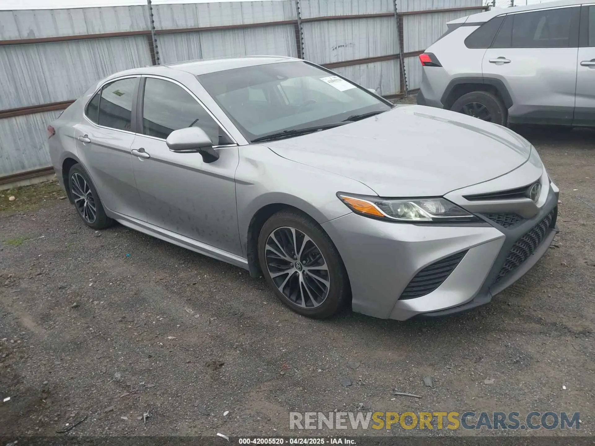 1 fotografías del automóvil dañado 4T1B11HK5KU707703 TOYOTA CAMRY 2019
