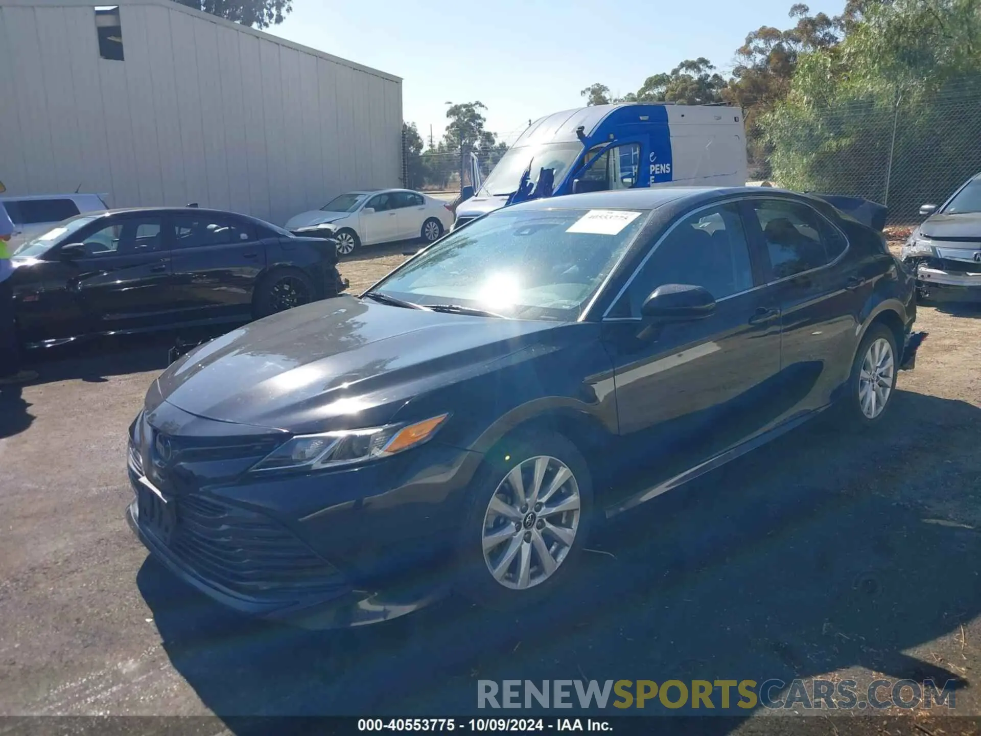 2 fotografías del automóvil dañado 4T1B11HK5KU714022 TOYOTA CAMRY 2019