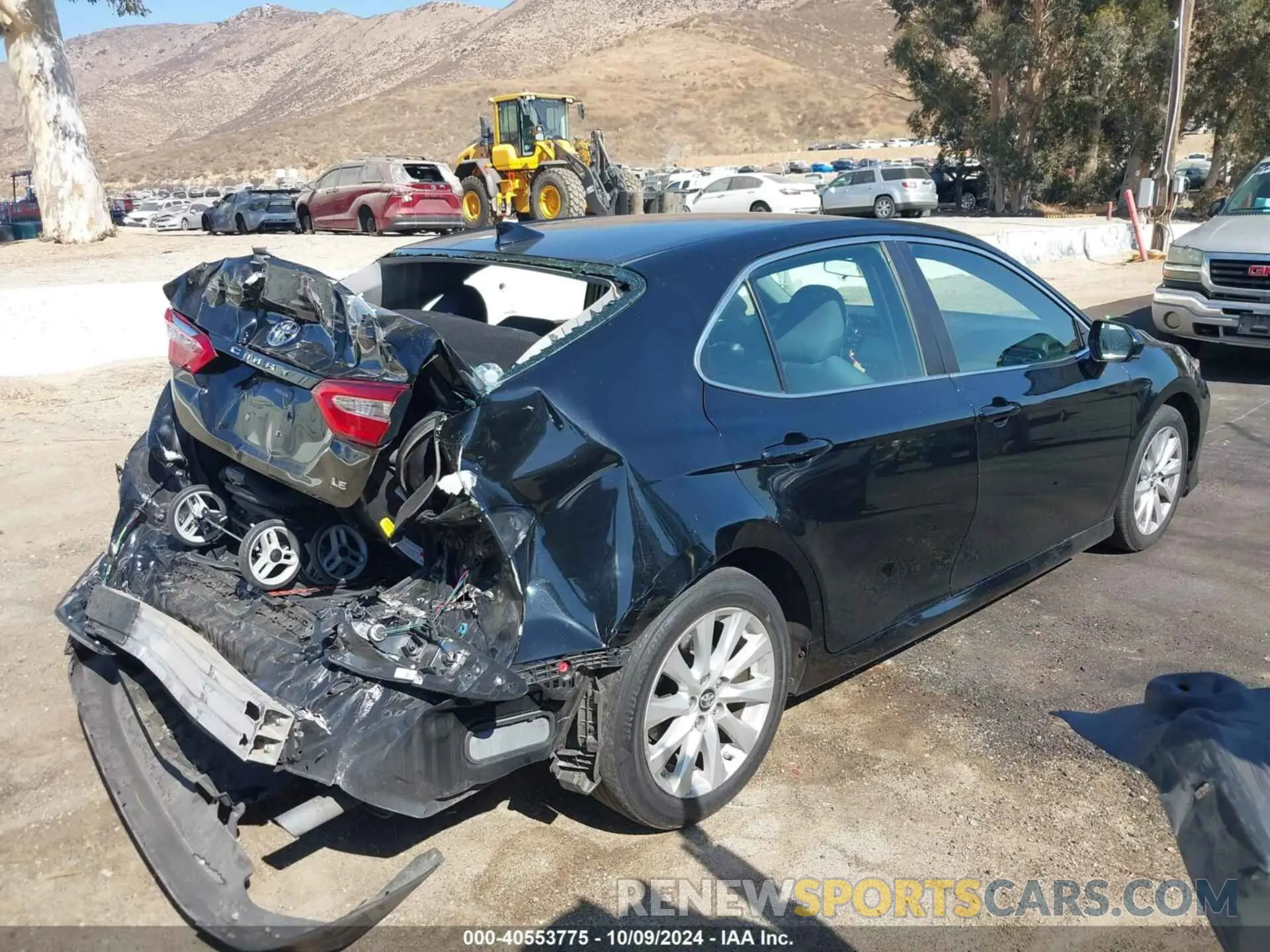 4 fotografías del automóvil dañado 4T1B11HK5KU714022 TOYOTA CAMRY 2019