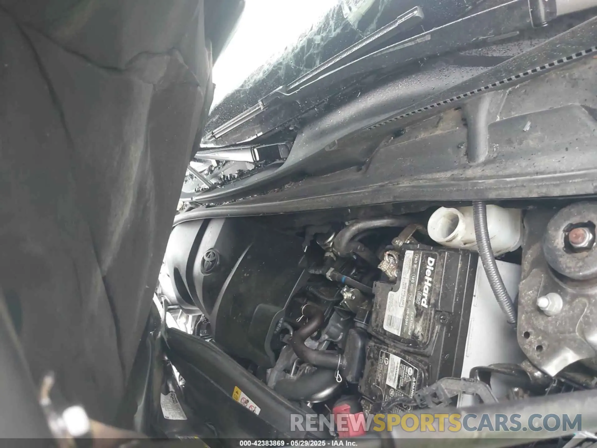 10 fotografías del automóvil dañado 4T1B11HK5KU715249 TOYOTA CAMRY 2019