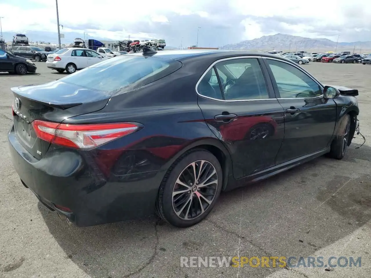 3 fotografías del automóvil dañado 4T1B11HK5KU721262 TOYOTA CAMRY 2019