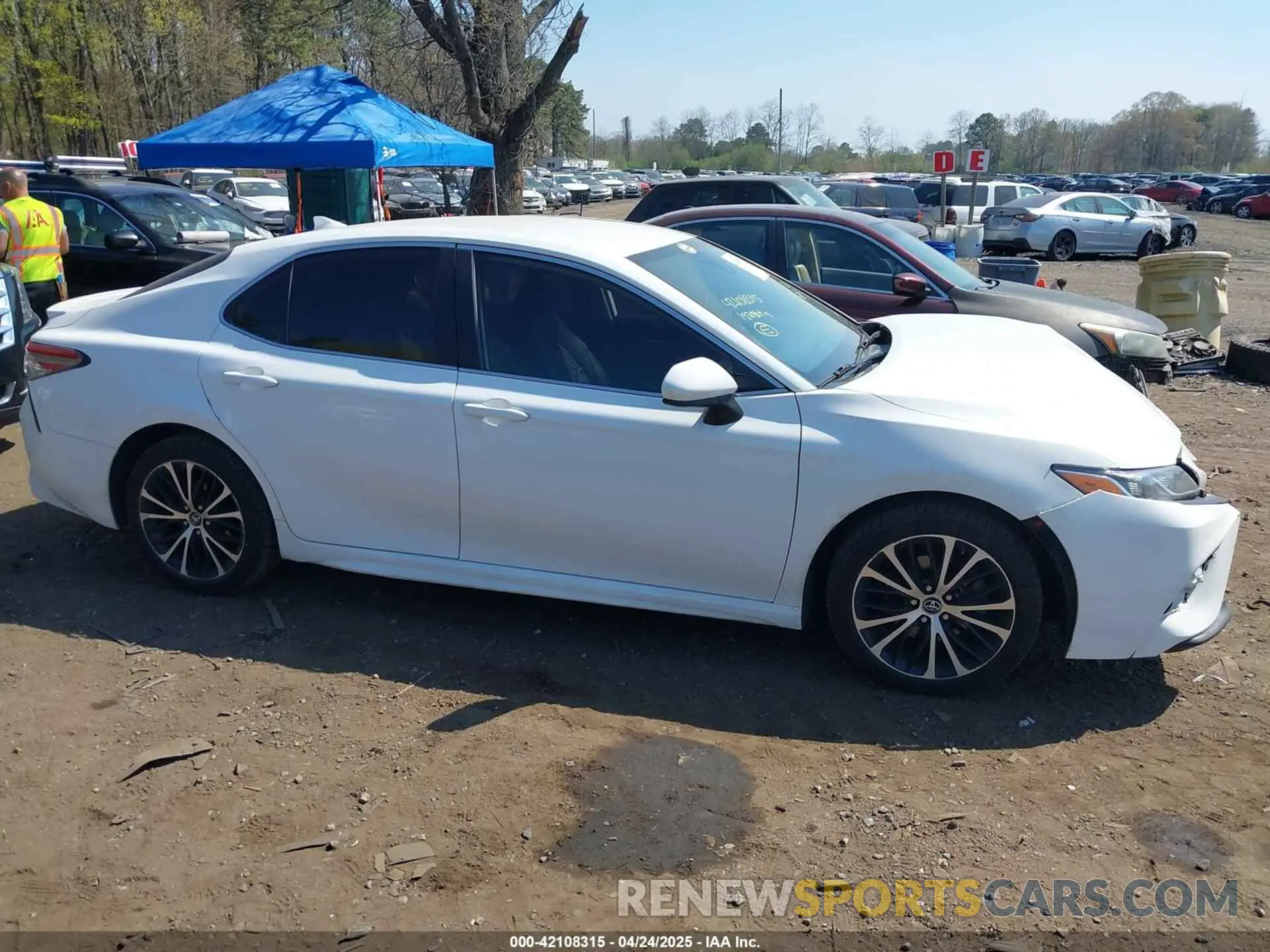 13 fotografías del automóvil dañado 4T1B11HK5KU743195 TOYOTA CAMRY 2019