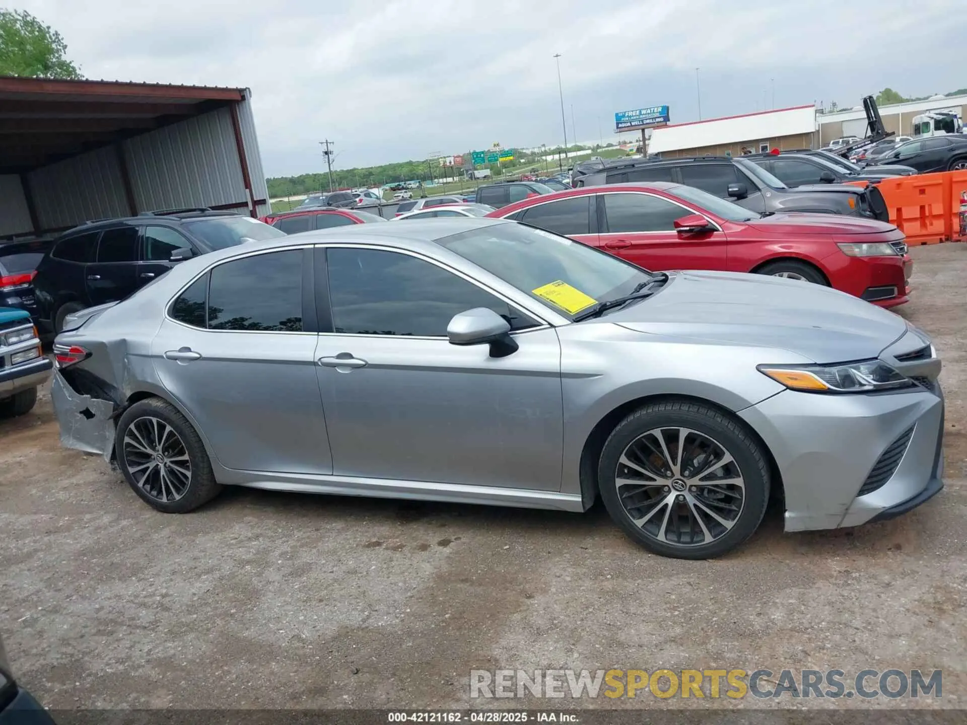 13 fotografías del automóvil dañado 4T1B11HK5KU744248 TOYOTA CAMRY 2019