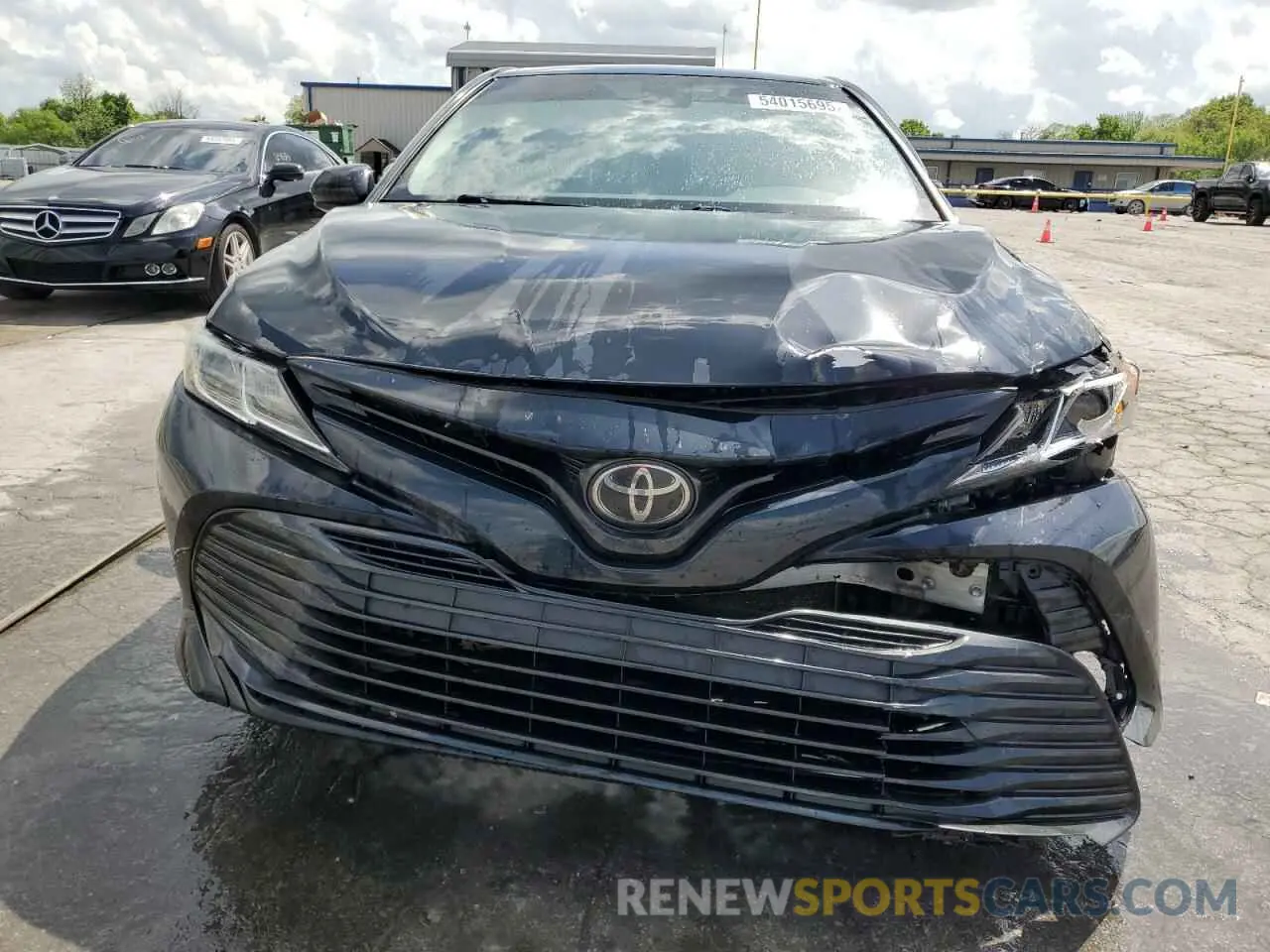 5 fotografías del automóvil dañado 4T1B11HK5KU751121 TOYOTA CAMRY 2019