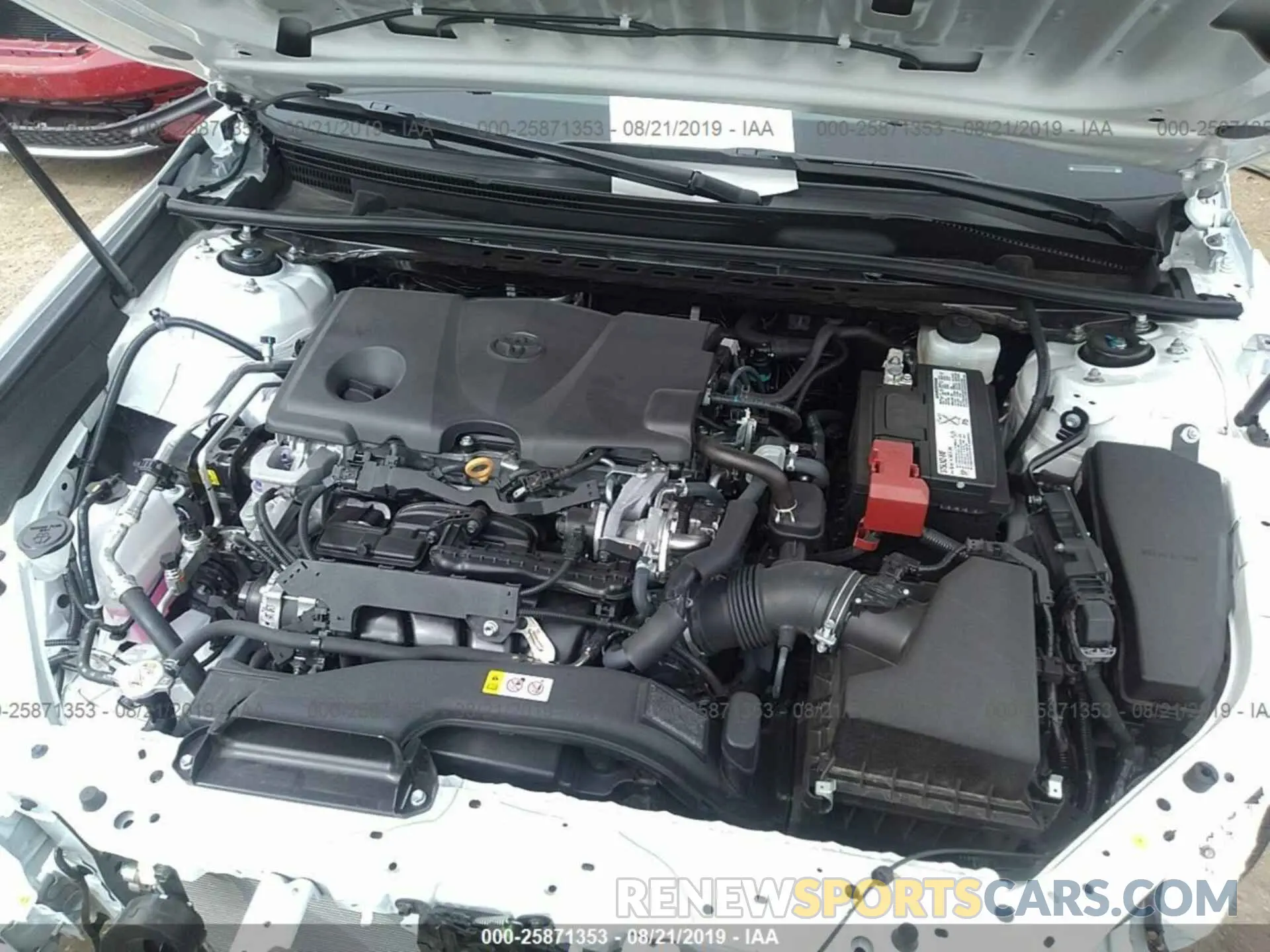 10 fotografías del automóvil dañado 4T1B11HK5KU752575 TOYOTA CAMRY 2019
