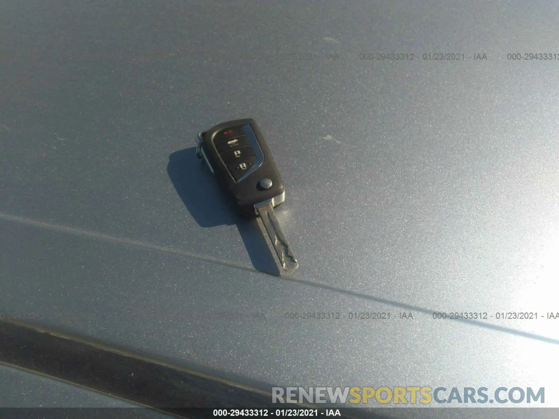11 fotografías del automóvil dañado 4T1B11HK5KU761549 TOYOTA CAMRY 2019