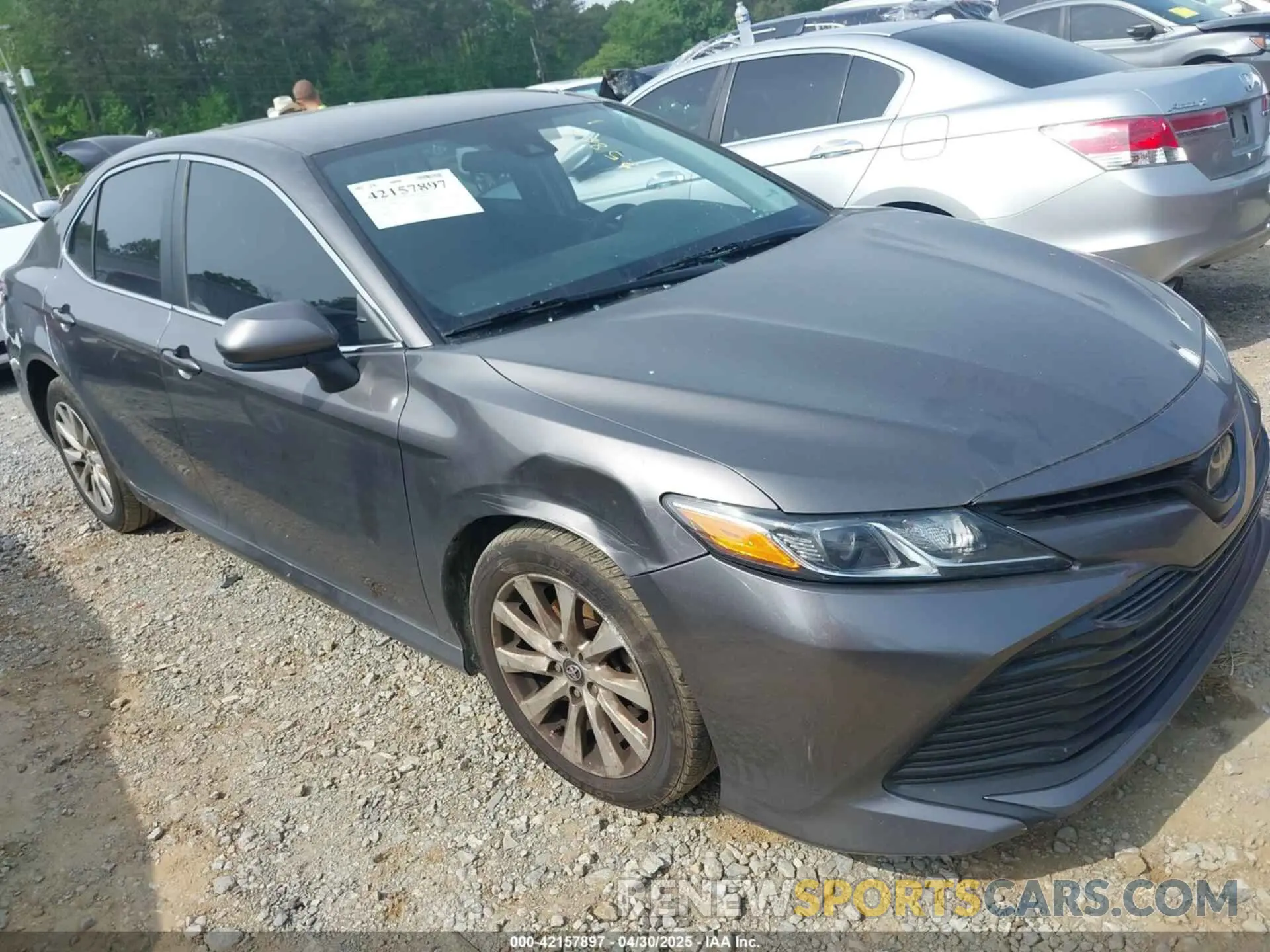 1 fotografías del automóvil dañado 4T1B11HK5KU762586 TOYOTA CAMRY 2019