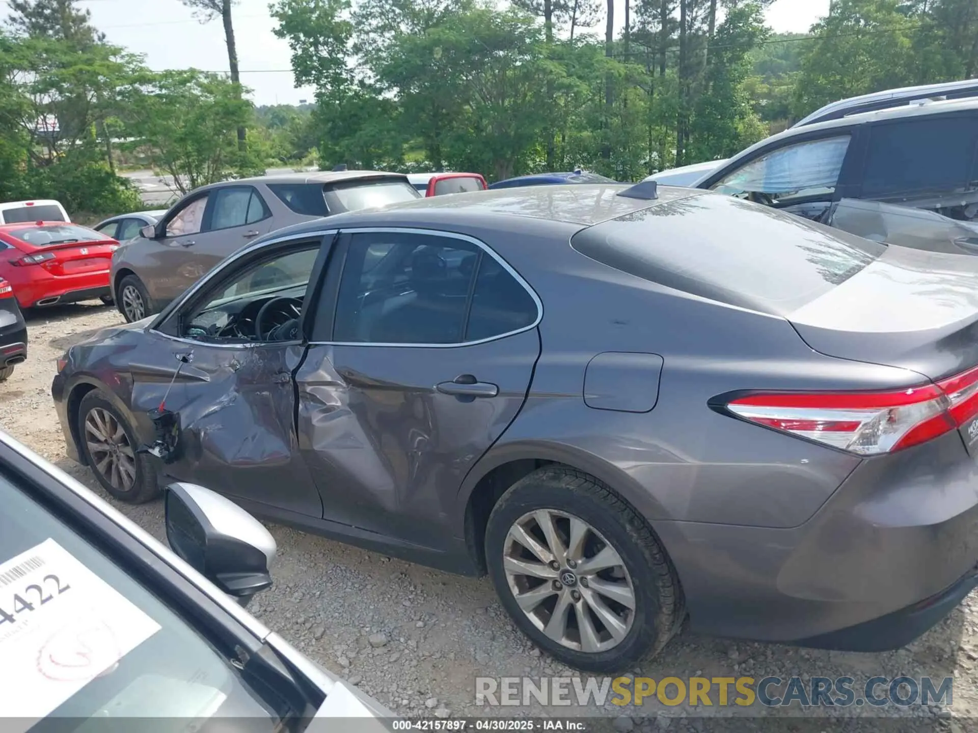 14 fotografías del automóvil dañado 4T1B11HK5KU762586 TOYOTA CAMRY 2019