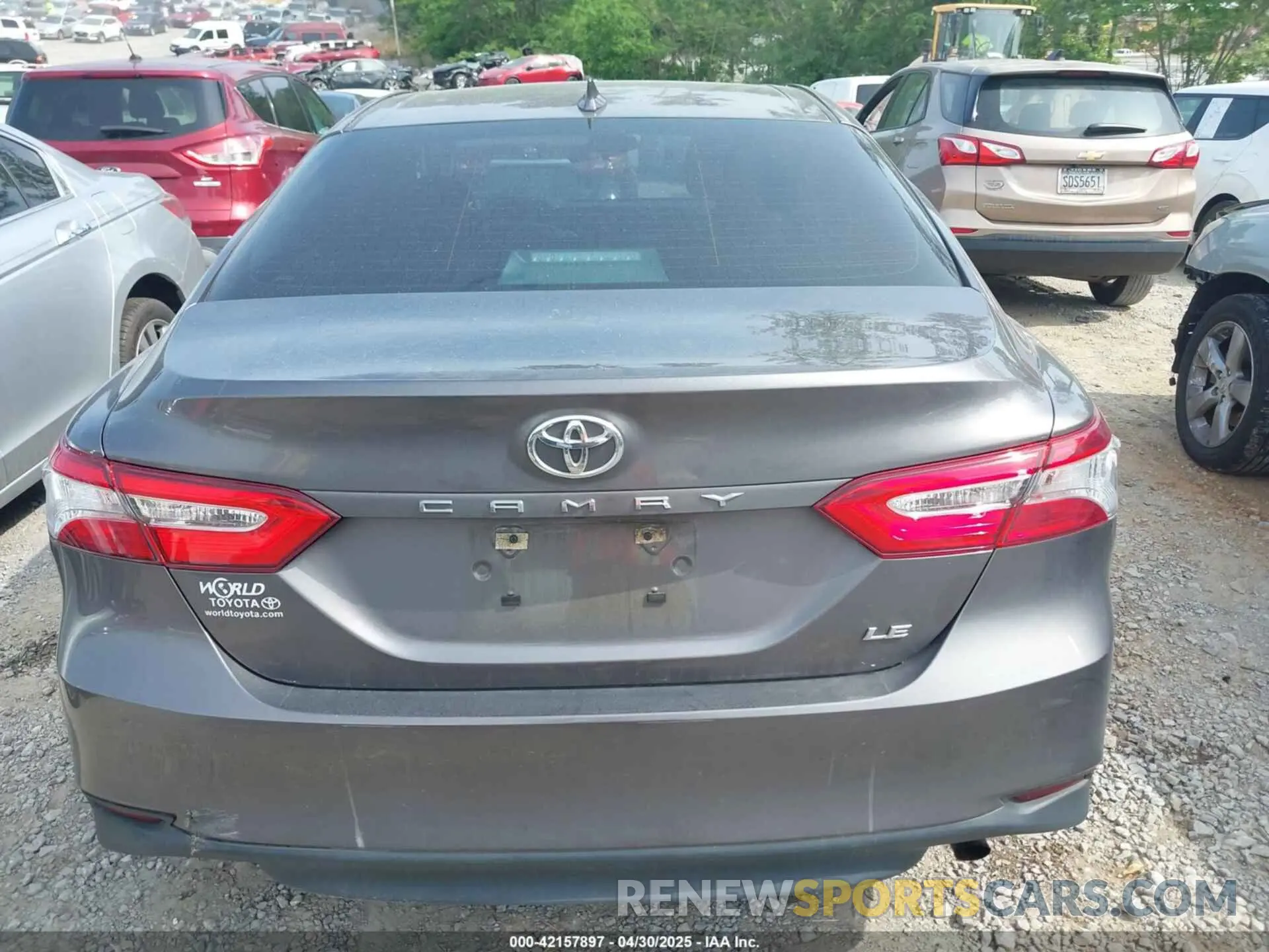 16 fotografías del automóvil dañado 4T1B11HK5KU762586 TOYOTA CAMRY 2019
