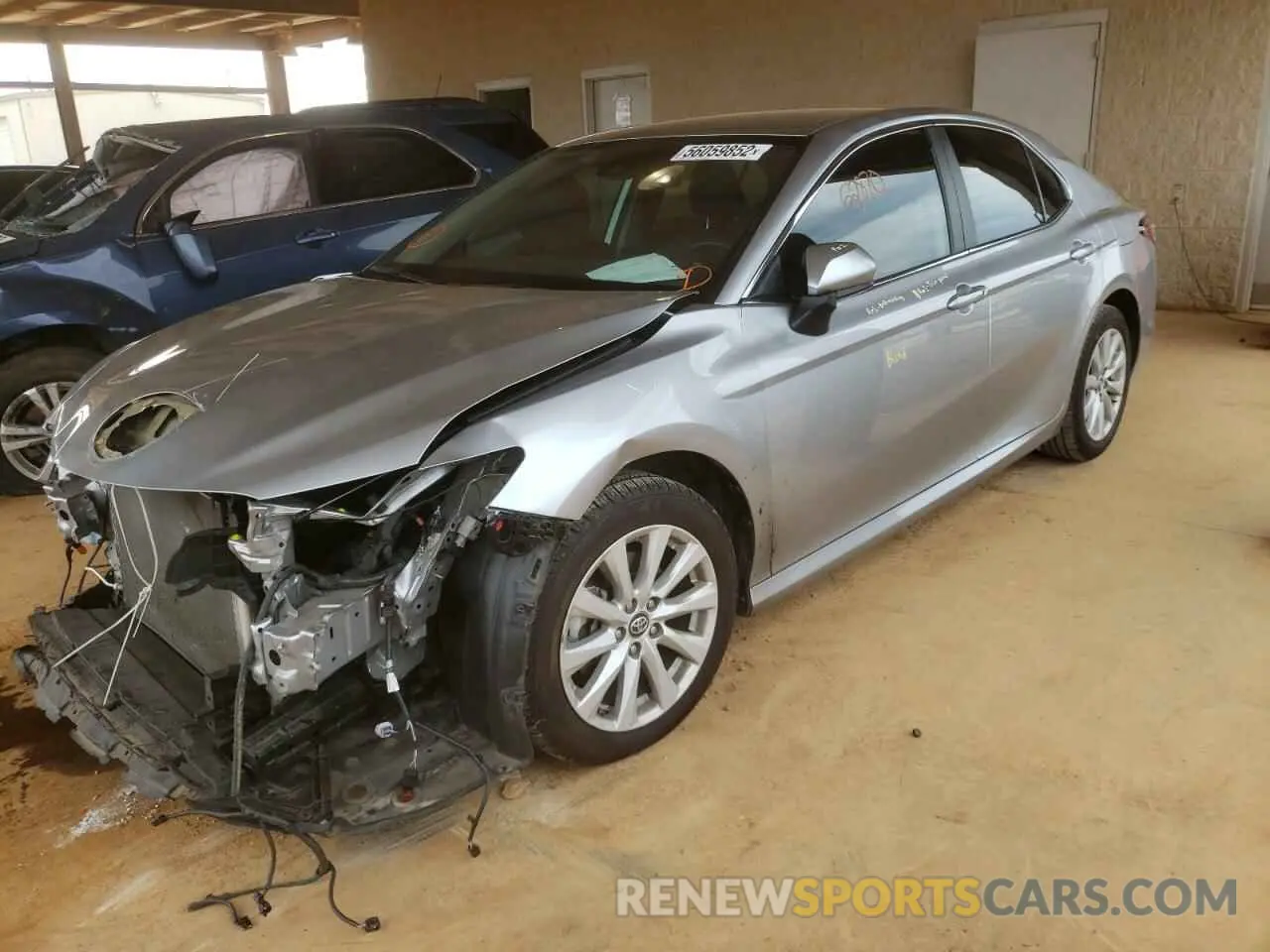 2 fotografías del automóvil dañado 4T1B11HK5KU777394 TOYOTA CAMRY 2019