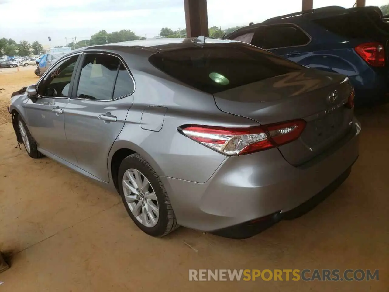 3 fotografías del automóvil dañado 4T1B11HK5KU777394 TOYOTA CAMRY 2019