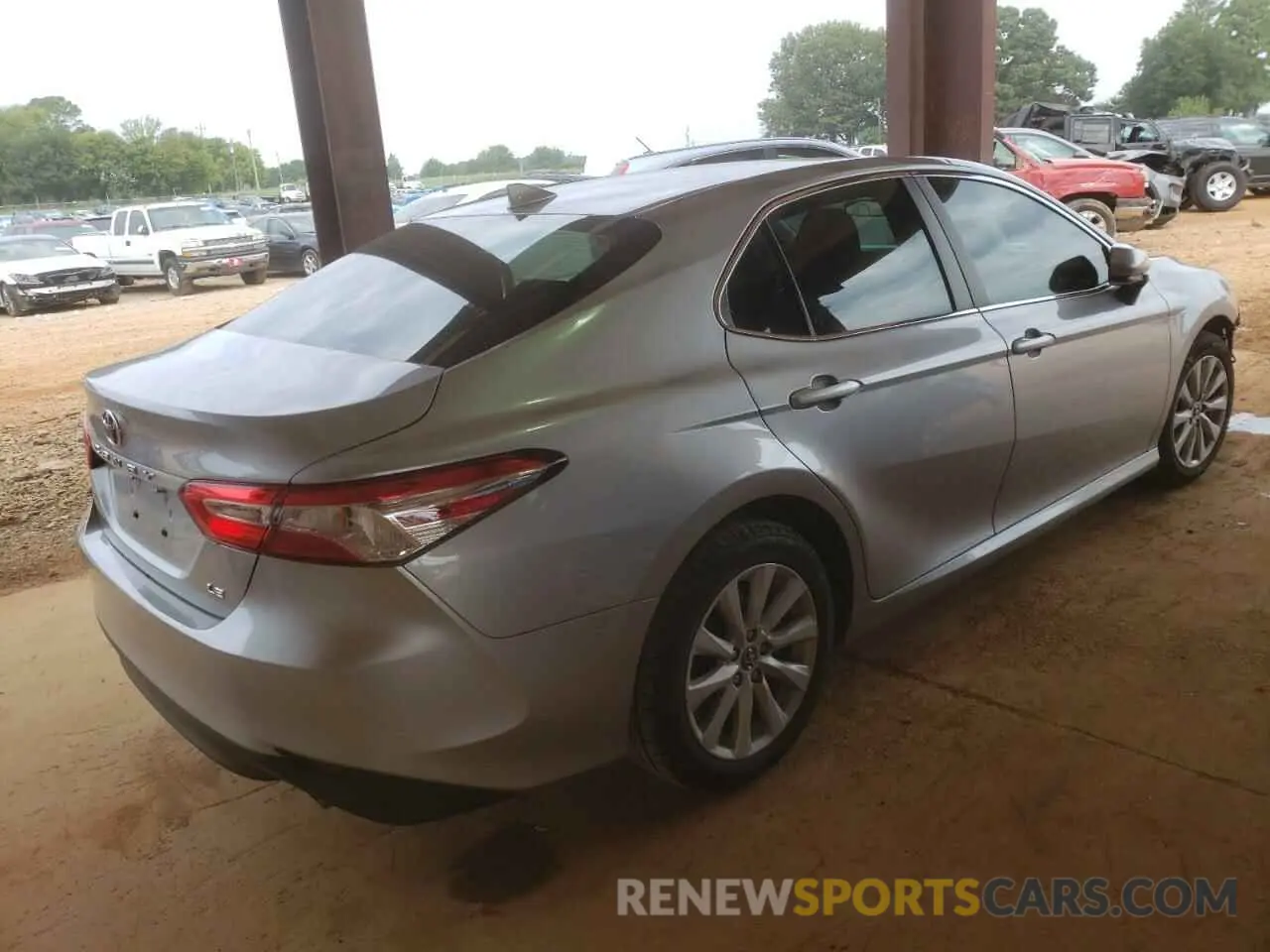 4 fotografías del automóvil dañado 4T1B11HK5KU777394 TOYOTA CAMRY 2019