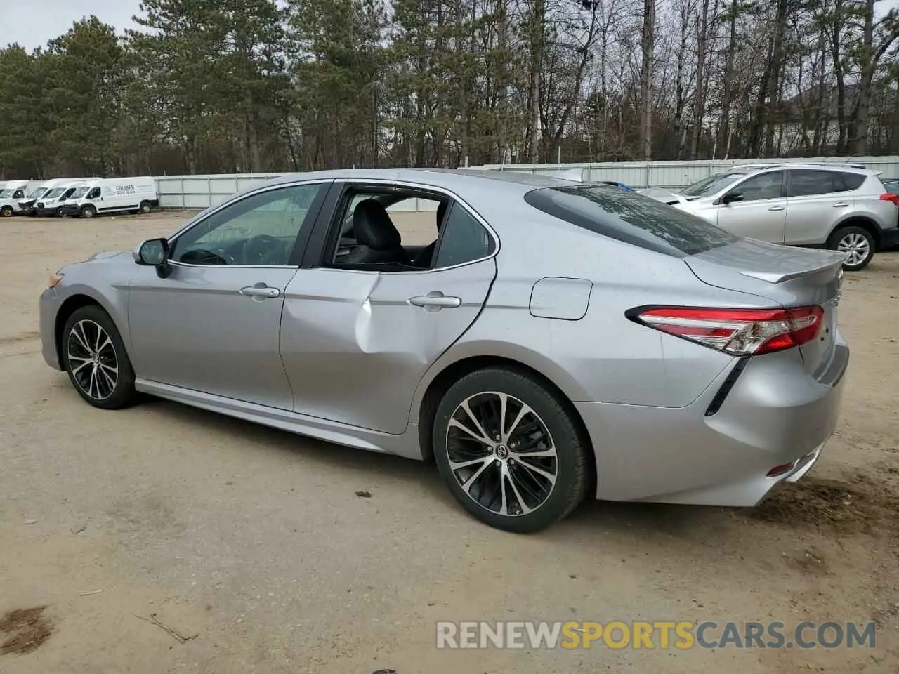 2 fotografías del automóvil dañado 4T1B11HK5KU780019 TOYOTA CAMRY 2019
