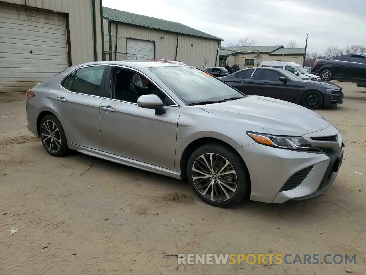 4 fotografías del automóvil dañado 4T1B11HK5KU780019 TOYOTA CAMRY 2019