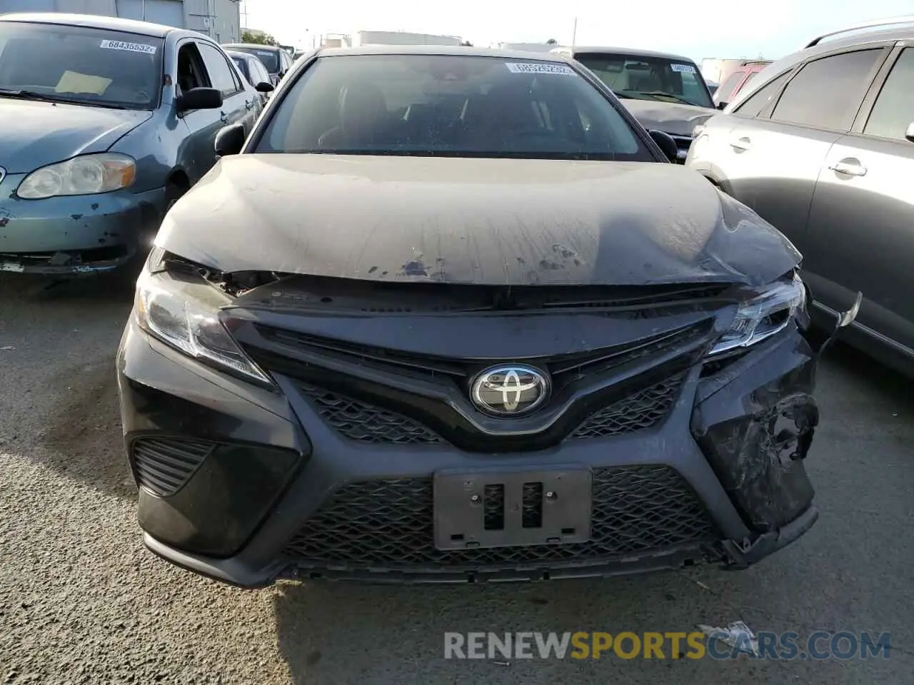 5 fotografías del automóvil dañado 4T1B11HK5KU796186 TOYOTA CAMRY 2019