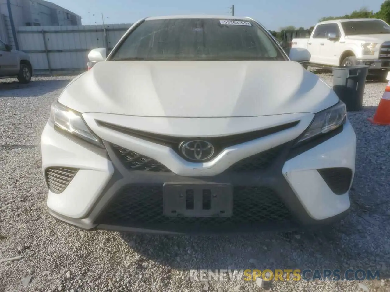 5 fotografías del automóvil dañado 4T1B11HK5KU815013 TOYOTA CAMRY 2019