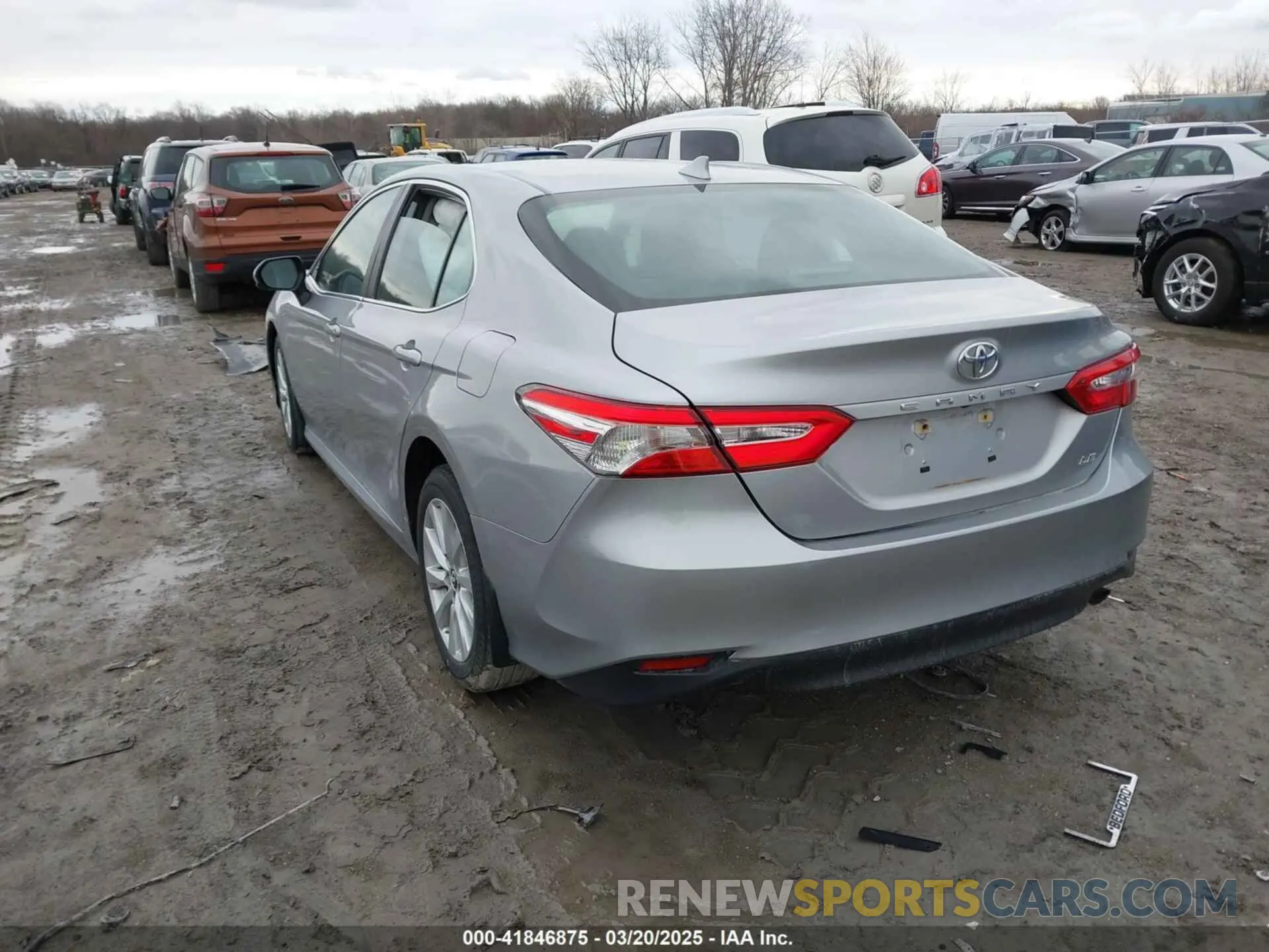 3 fotografías del automóvil dañado 4T1B11HK5KU833544 TOYOTA CAMRY 2019